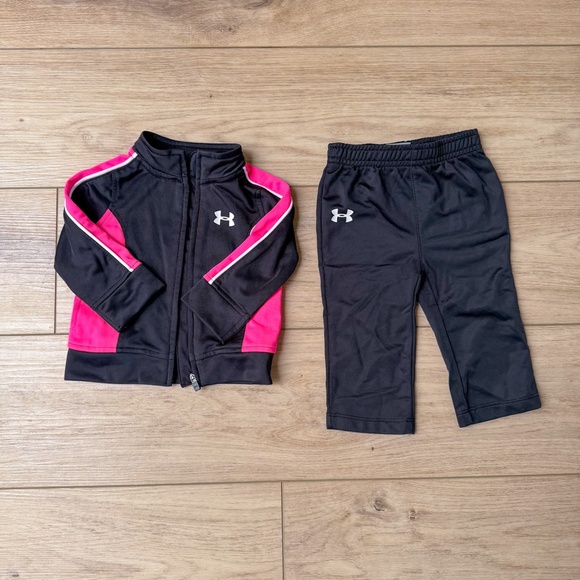 BABY GIRLS SPORTY AND COMFY FALL CLOTHING BUNDLE SIZE 3-6 MONTHS - Picture 2 of 7